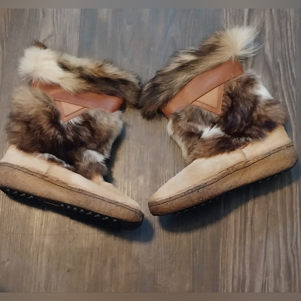 WOW!Tecnica fur boots Real Reindeer hide, fur on boot. Just Fabulous! Unisex.